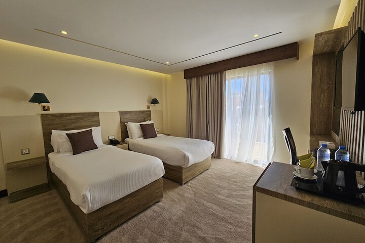 Room 5 of 31