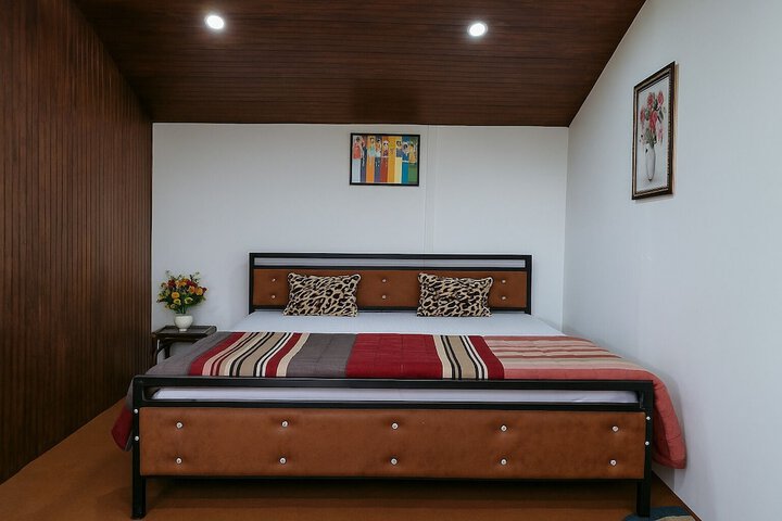 Room 16 of 39