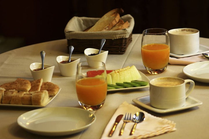 Breakfast meal
