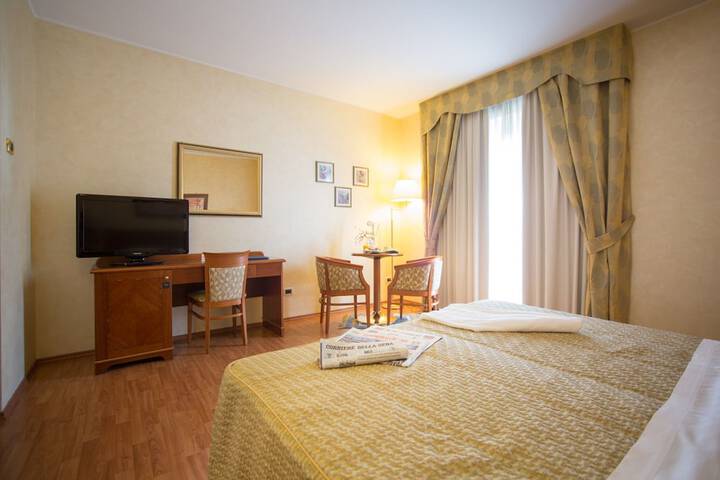 Room 9 of 78
