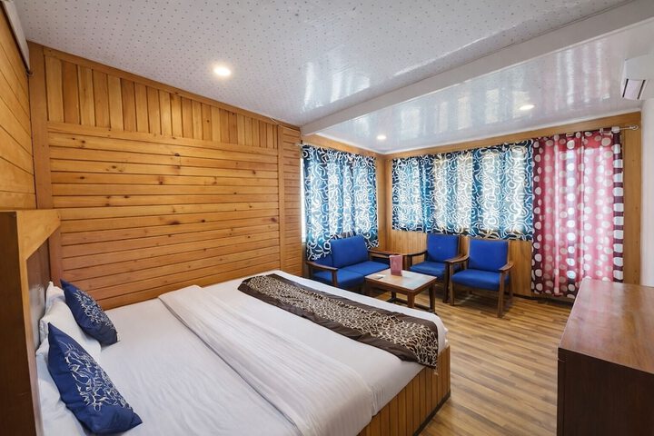 Room 7 of 48