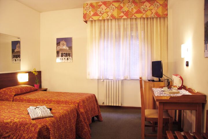 Room 11 of 58