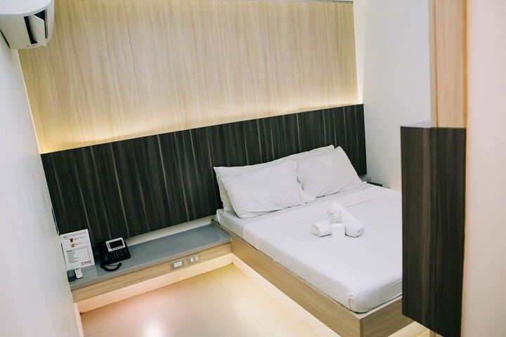 Room 5 of 29
