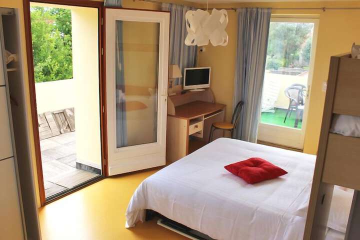 Room 20 of 100