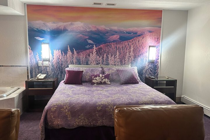 Room 43 of 63