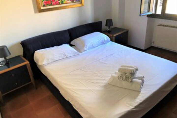 Room 44 of 46