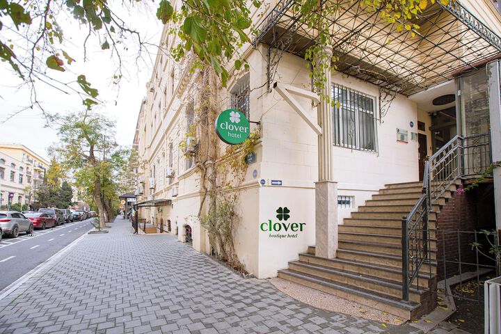 Clover Hotel