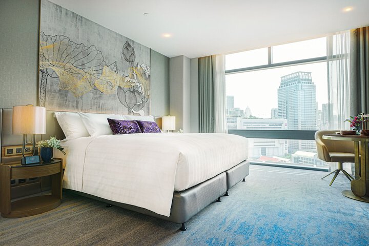 Room 8 of 261