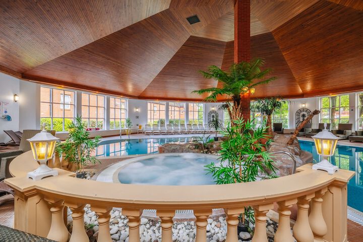 Pool 72 of 113