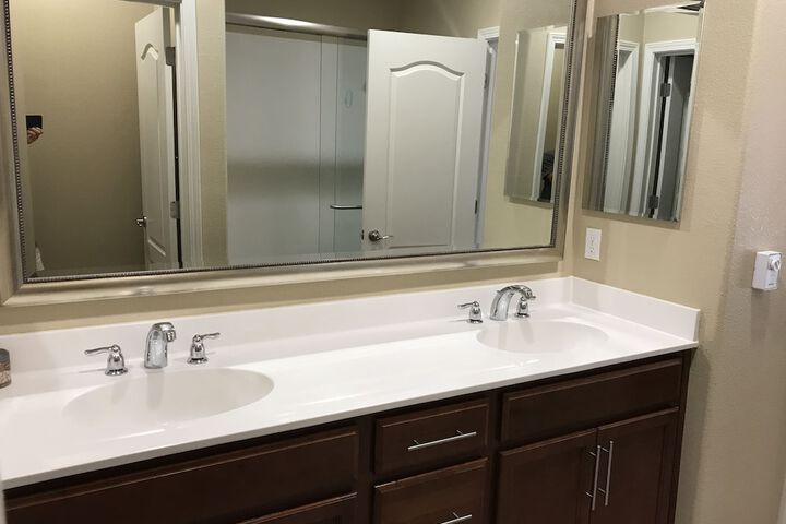Room 15 of 24