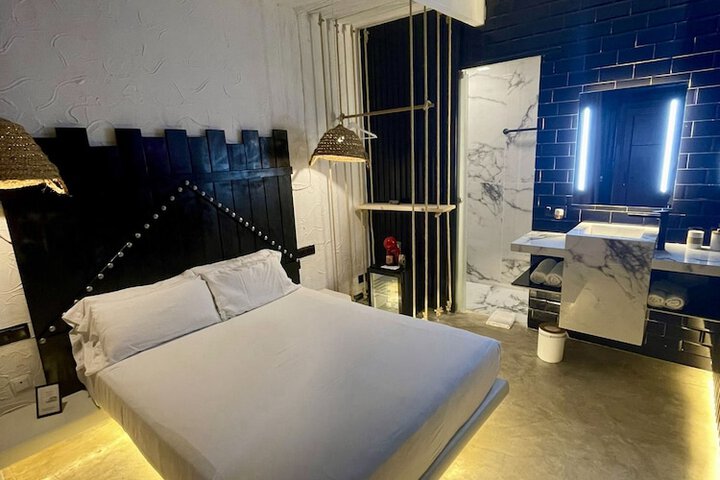 Room 18 of 57