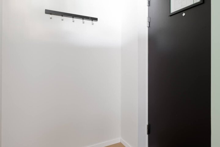 Room 19 of 162