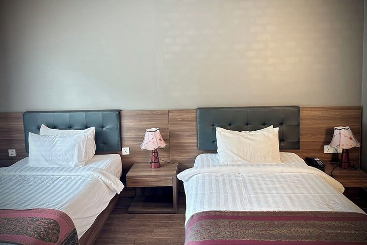 Room 37 of 145