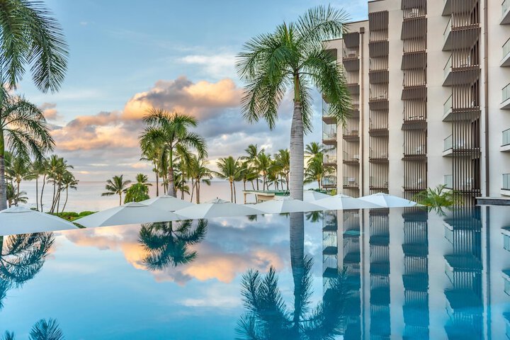 Infinity pool