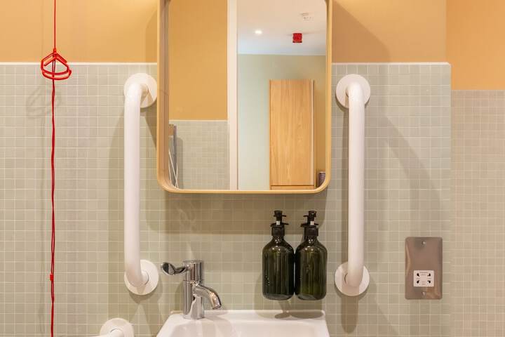 Clean Restrooms