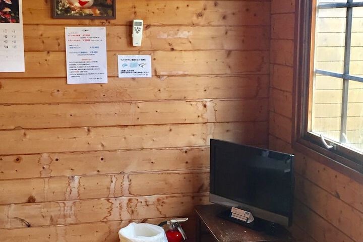 Room 13 of 20