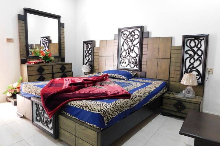 Room 3 of 13