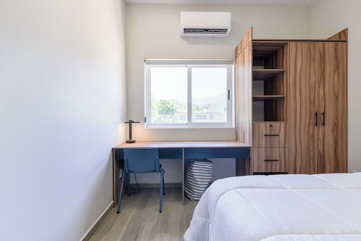 Room 18 of 228