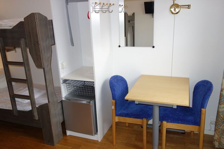Room 16 of 81