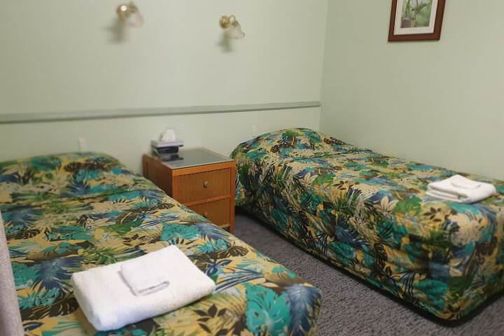 Room 22 of 31