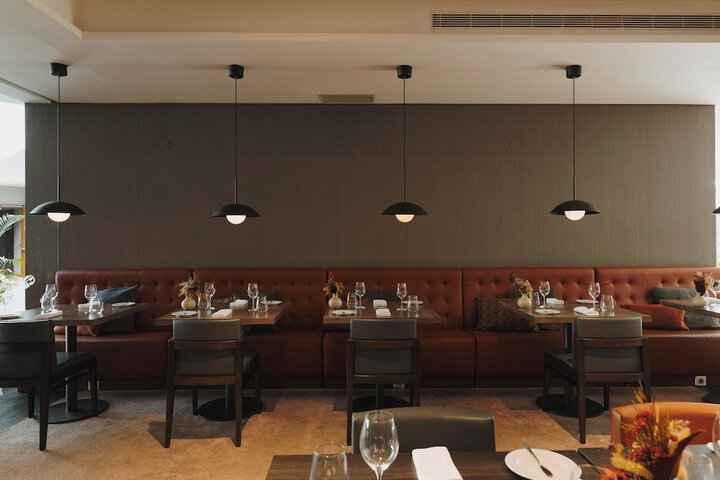 Dining 64 of 101