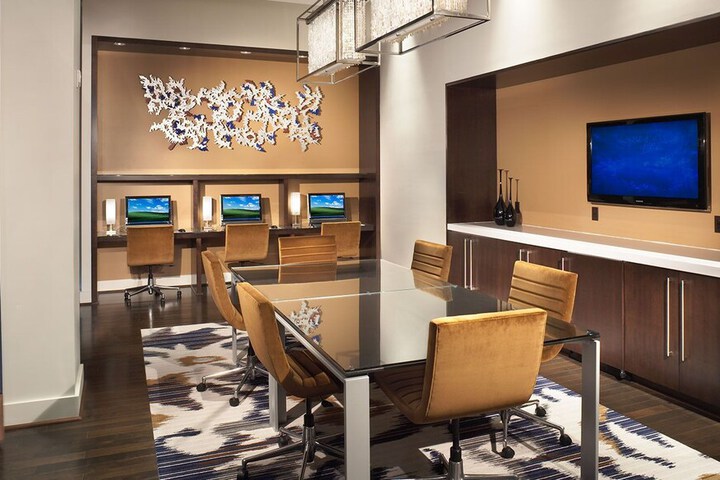 Dining Photos