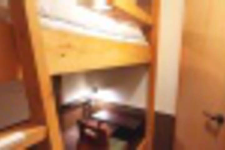 Room 136 of 192