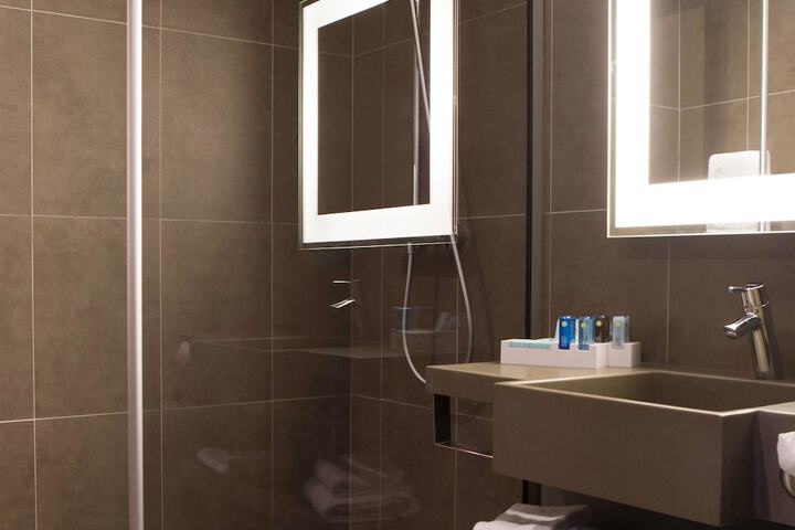 Bathroom Vanities