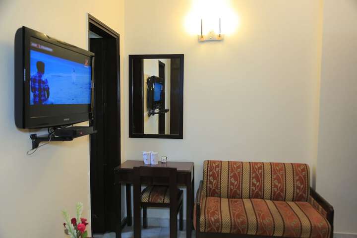 Room 45 of 68