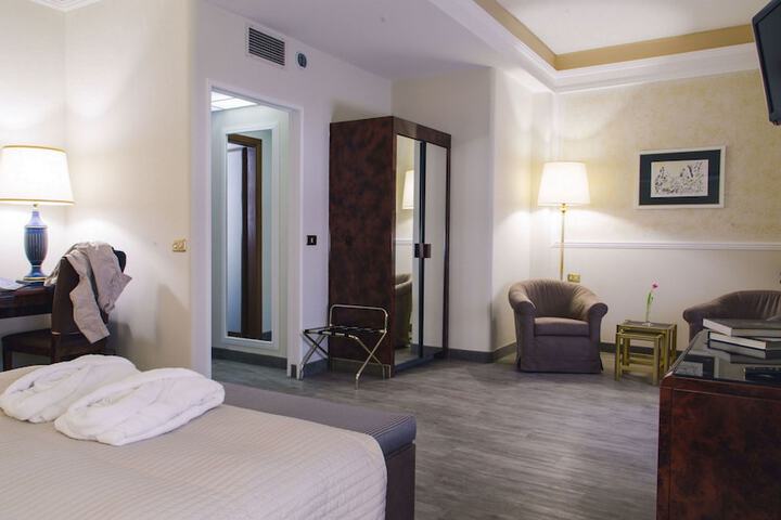 Room 15 of 47