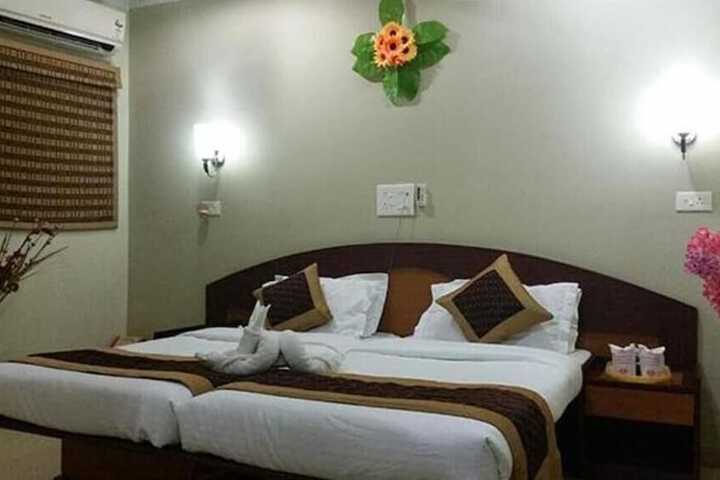 Room 6 of 19