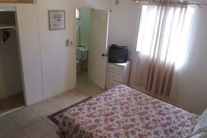 Room 15 of 34