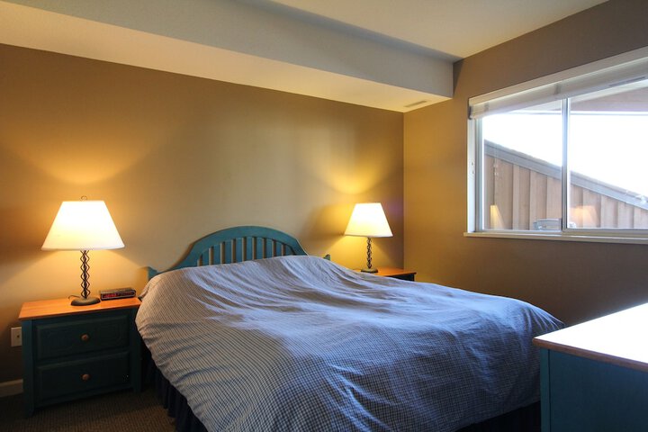 Room 35 of 80