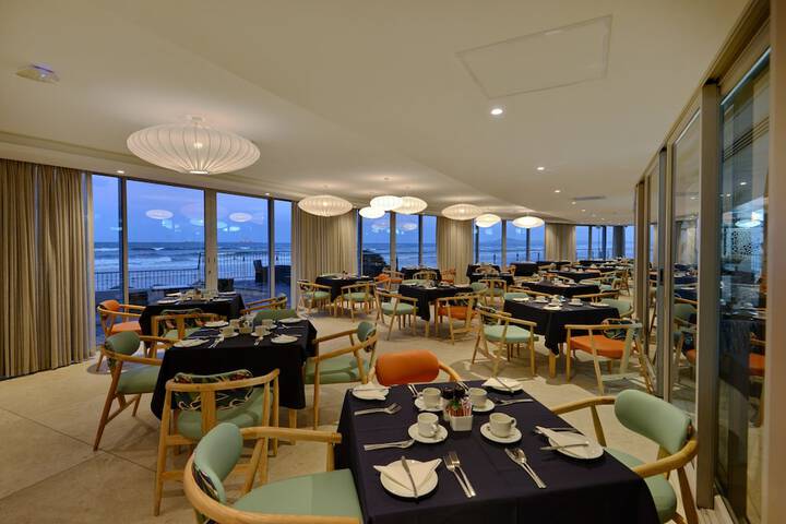 Dining 73 of 123