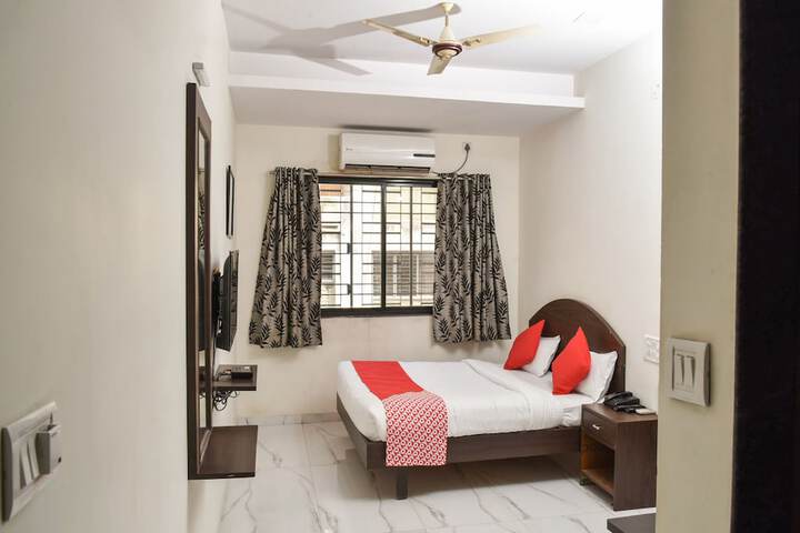 Room 12 of 24