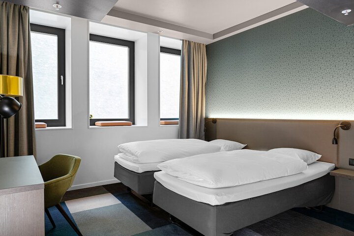 Room 19 of 63