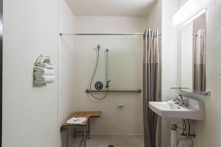 Double Room Disability Accessible Roll in Shower (5 of 11)