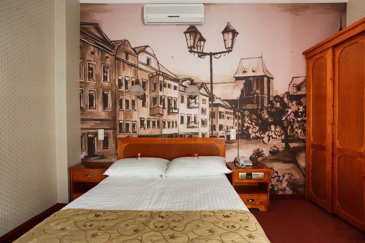 Room 14 of 39