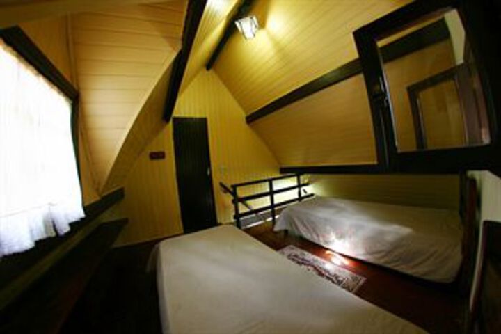 Room 28 of 72