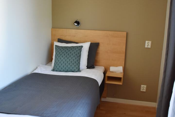 Room 18 of 66