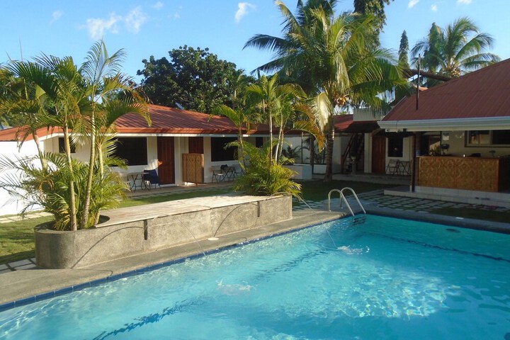 Pool 68 of 123