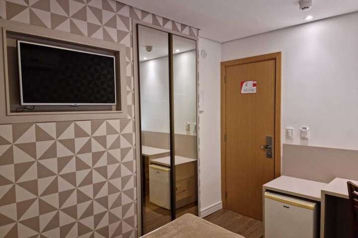 Room 23 of 54