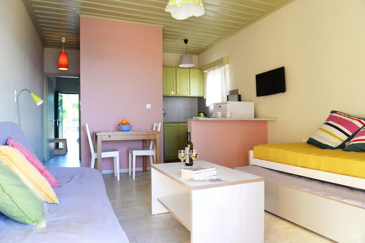 Room 8 of 36
