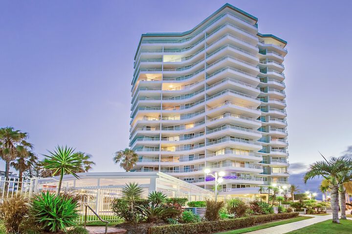 Image of 19th Avenue on the Beach