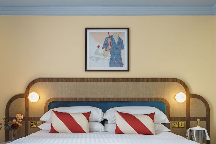 Room 46 of 135