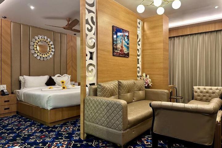 Room 8 of 46