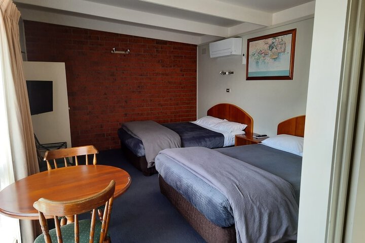 Room 15 of 31
