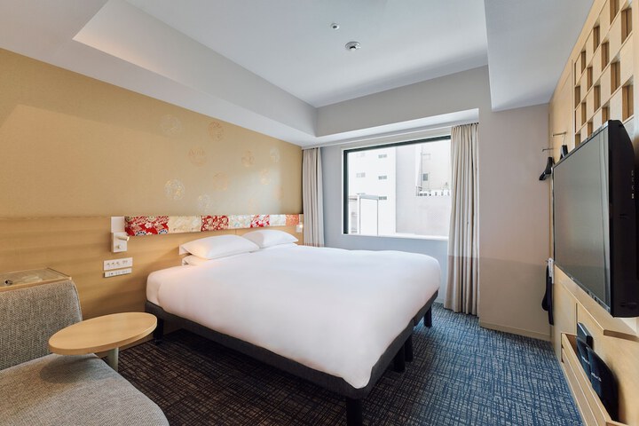 Room 26 of 110