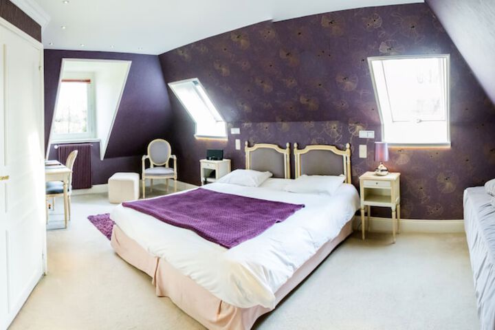 Room 8 of 79
