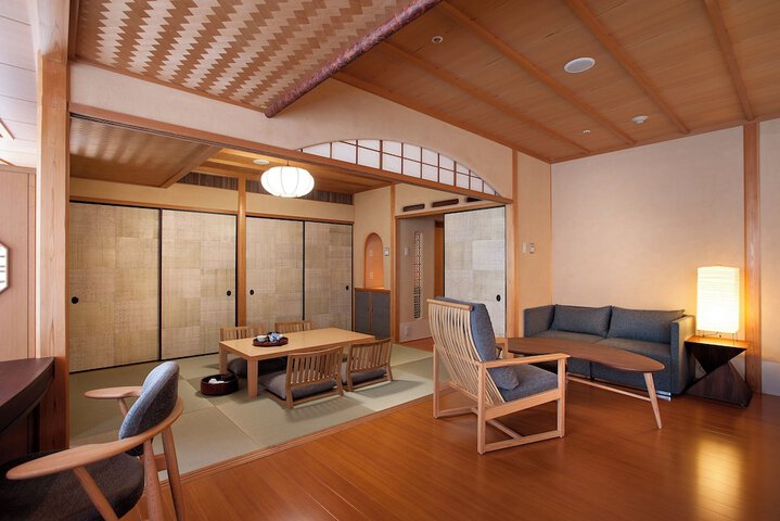 Room 25 of 148